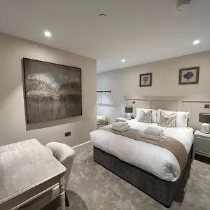Apartment The Monochrome At Ryedale House, York