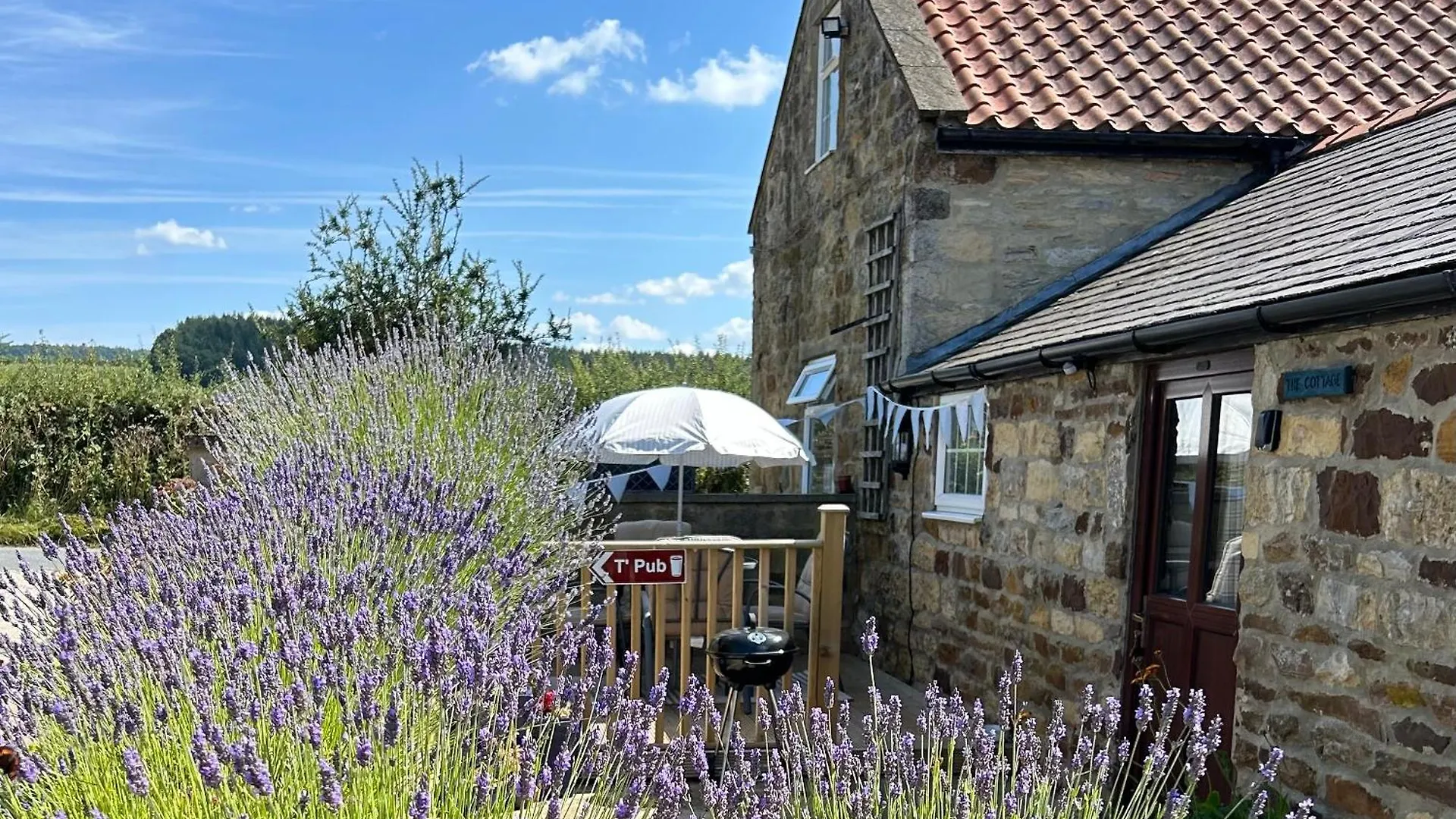 Twattleton Cottage Kilburn Yorkshire - Beautiful Views بيت للعطل يورك